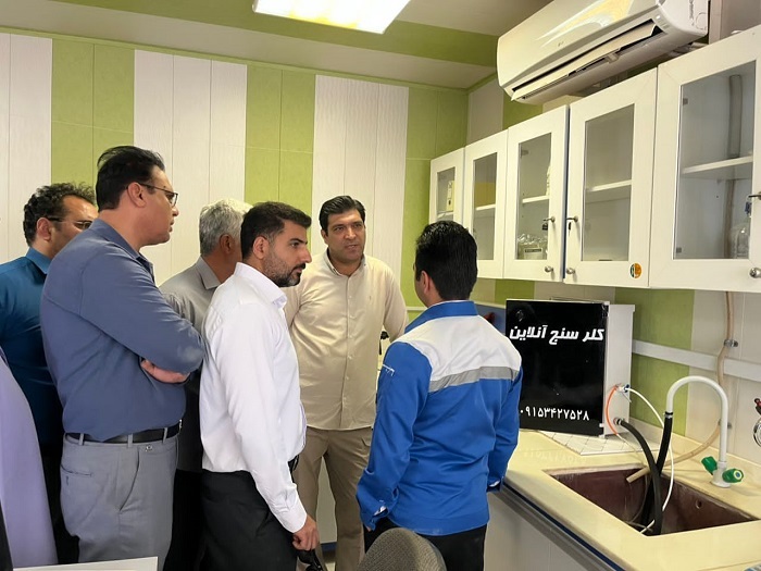 بازدید مدیرعامل شرکت آب و فاضلاب سیستان و بلوچستان از نوآوری بومی در حوزه پایش کیفیت آب